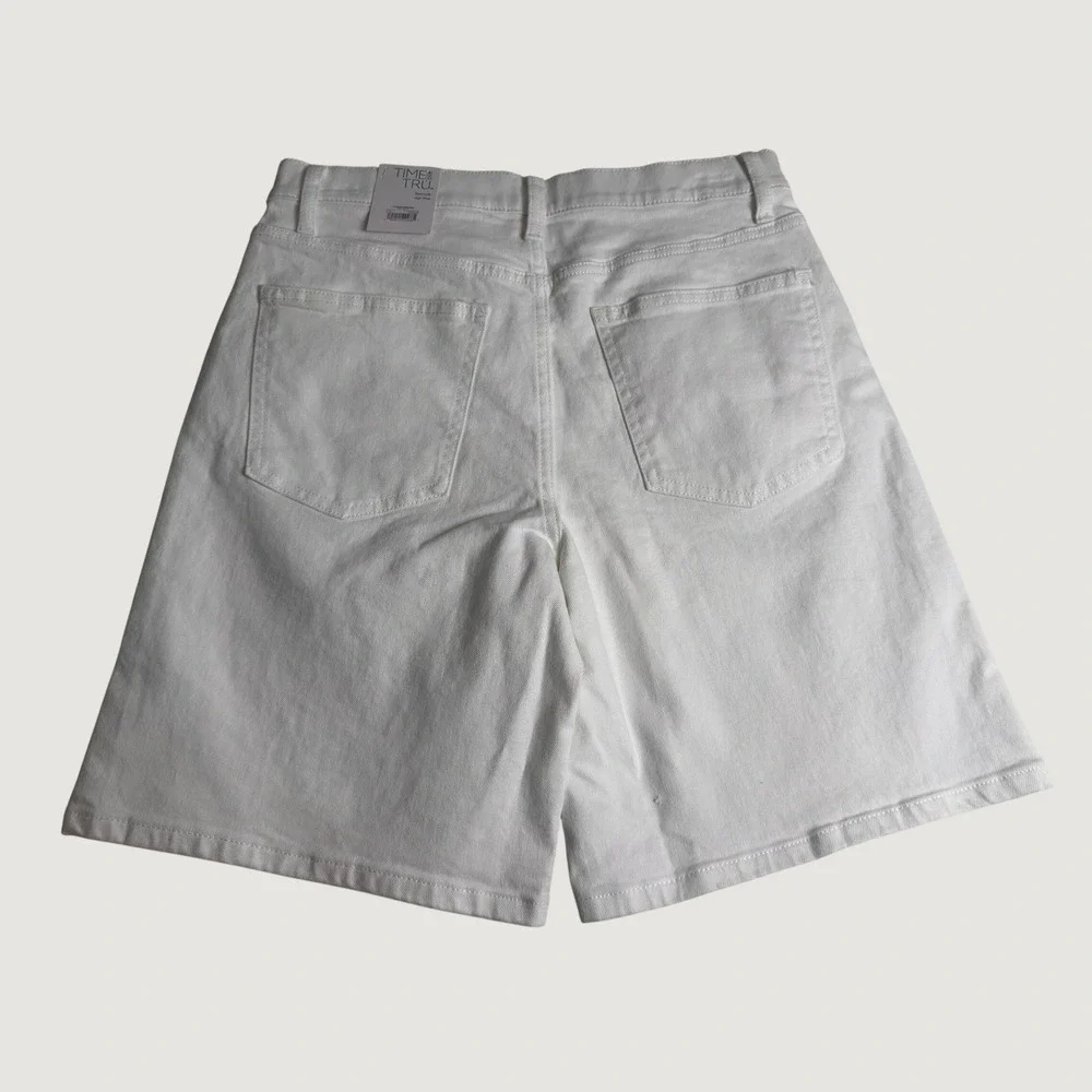 Clean Girl High Rise Bermuda Denim Coastal NEW Shorts White Size 10 9 Inch